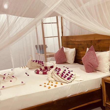 אופוואלי Swiss Kiss Beach Resort מראה חיצוני תמונה