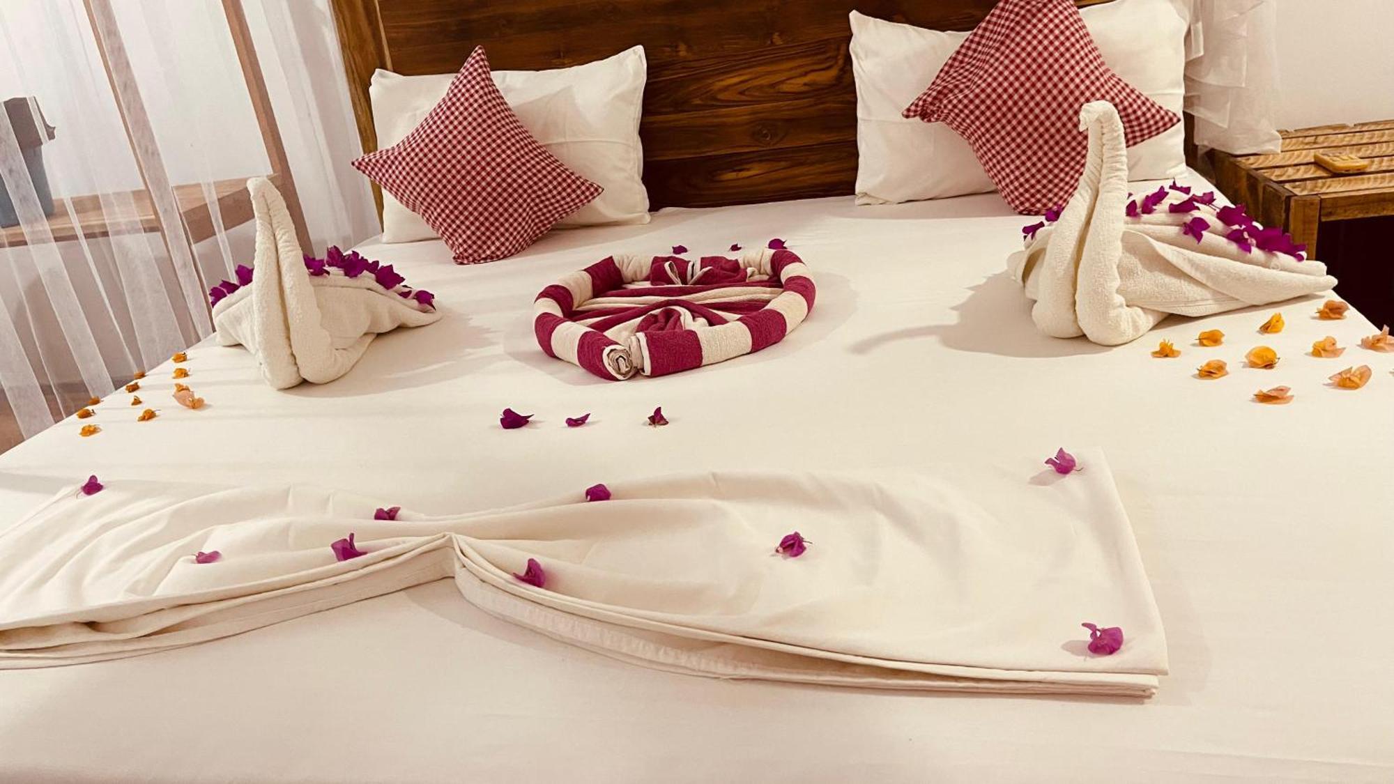 אופוואלי Swiss Kiss Beach Resort מראה חיצוני תמונה