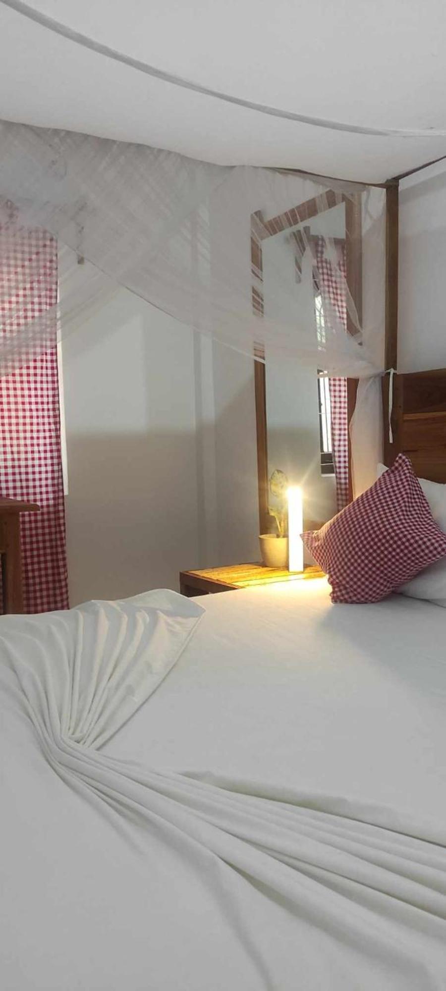 אופוואלי Swiss Kiss Beach Resort מראה חיצוני תמונה
